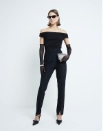 top in black