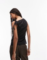 poplin ruch shoulder sveless top in black