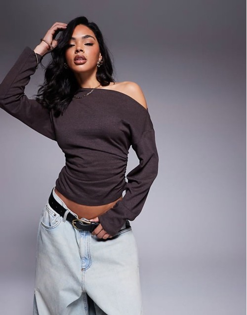 ruched side long sve tee in brown