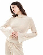 plisse fluted long sve top and trouser in cream