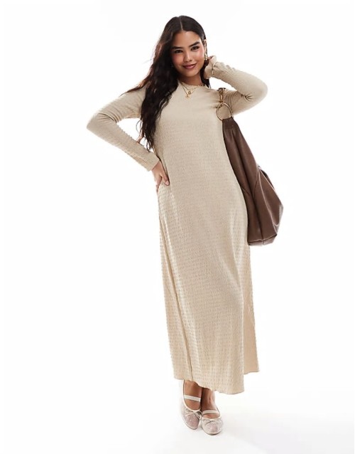 textured long sve maxi dress in cream