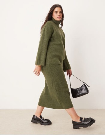 Premium knitted skirt and jumper co-ord in khaki