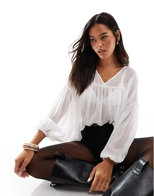 v neck volume smock top in cream
